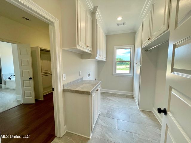 425 Aurora Circle, Canton, MS 39046