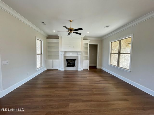 425 Aurora Circle, Canton, MS 39046