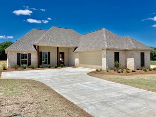 425 Aurora Circle, Canton, MS 39046