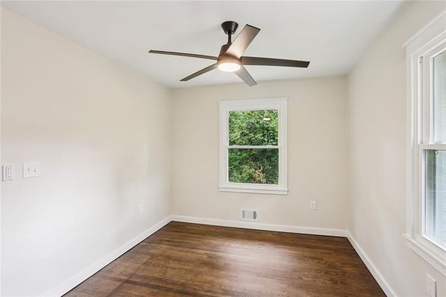 2152 Edgemore, Atlanta, GA 30316