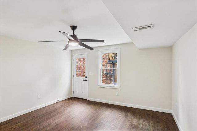 2152 Edgemore, Atlanta, GA 30316