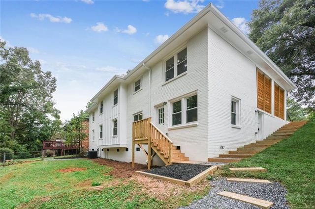 2152 Edgemore, Atlanta, GA 30316