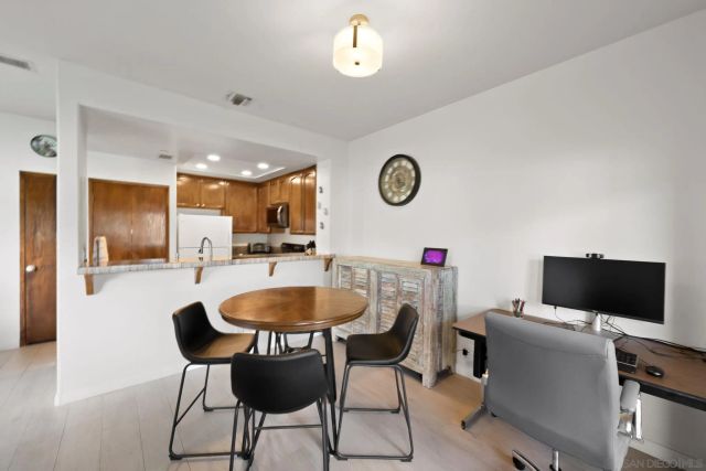 12132 Royal Birkdale Row 104E, San Diego, CA 92128
