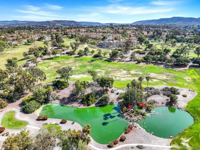 12132 Royal Birkdale Row 104E, San Diego, CA 92128