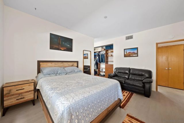 12132 Royal Birkdale Row 104E, San Diego, CA 92128