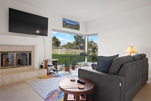 12132 Royal Birkdale Row 104E, San Diego, CA 92128