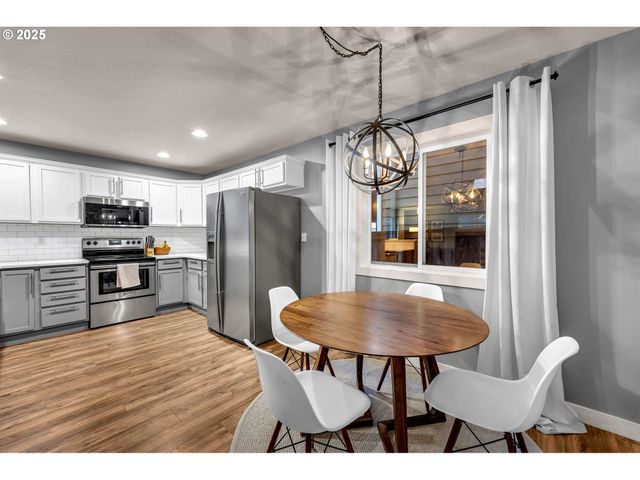 3606 Se 191ST Ave, Vancouver, WA 98683