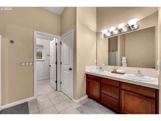 3606 Se 191ST Ave, Vancouver, WA 98683