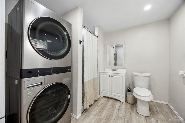 118 N Palmas Street, Weslaco, TX 78596