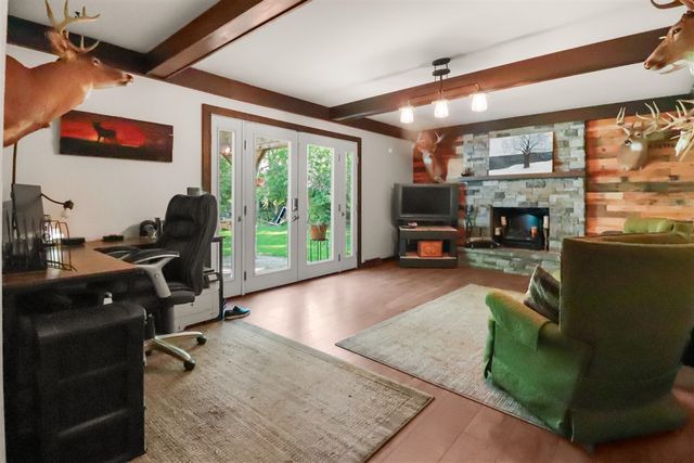 2728 Forest Lake Drive, Jackson, MI 49203