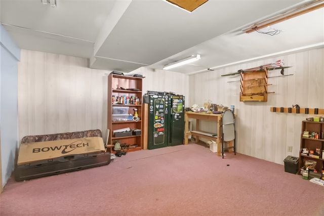 2728 Forest Lake Drive, Jackson, MI 49203