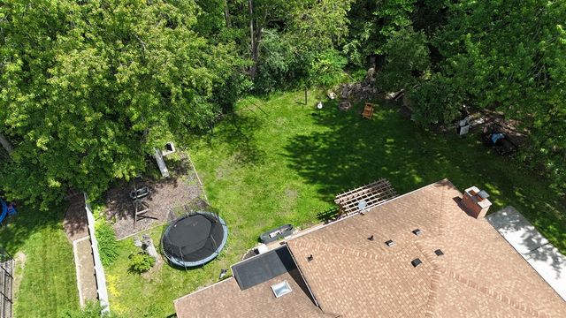 2728 Forest Lake Drive, Jackson, MI 49203