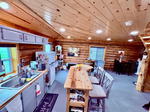 4284 Logan Road NW, Baudette, MN 56623