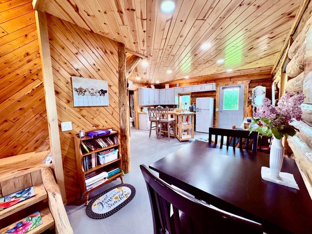 4284 Logan Road NW, Baudette, MN 56623
