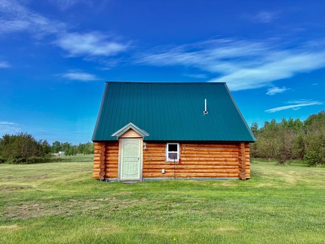 4284 Logan Road NW, Baudette, MN 56623