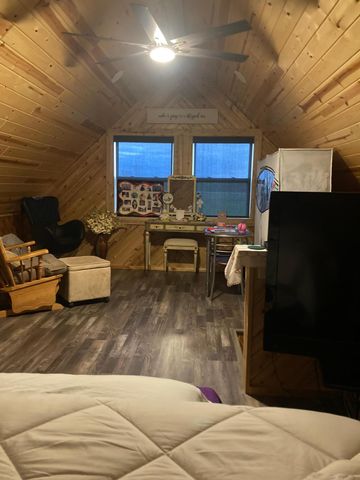 4284 Logan Road NW, Baudette, MN 56623
