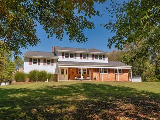 109 Pennington Drive, Big Beaver, PA 15123