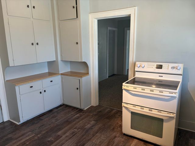 5837 Portage Road, Portage City, MI 49002