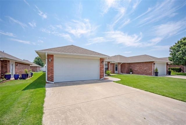 312 Golden Terrace, Tuttle, OK 73089