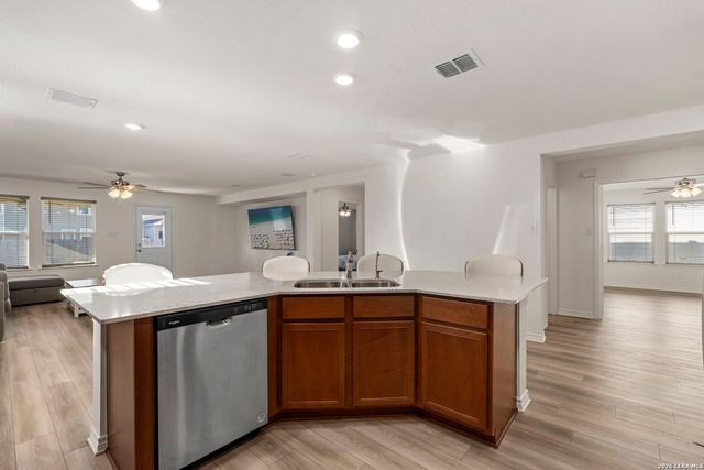 14802 House Wren, San Antonio, TX 78253