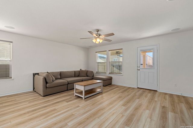 14802 House Wren, San Antonio, TX 78253