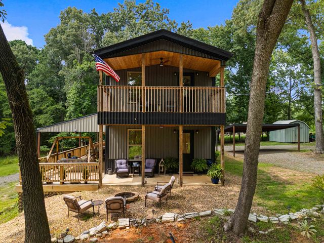 189 Dale Ln, Avinger, TX 75630