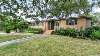 222 Robinhood, San Antonio, TX 78209