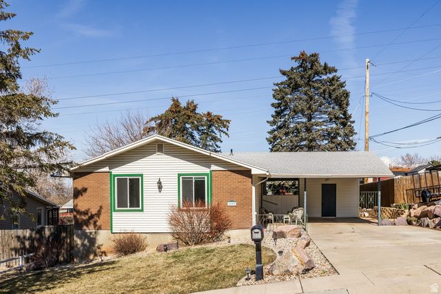 2602 W 4600 S, Roy, UT 84067