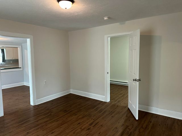 1129 N Rogers Avenue, Springfield, MO 65802