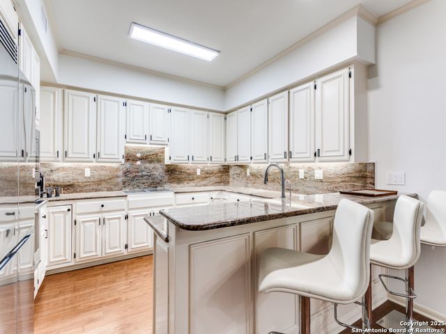 8000 Donore Pl Apt 11, San Antonio, TX 78229