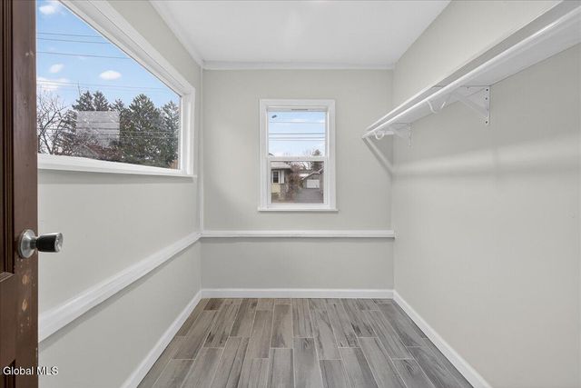 19 Cromer Avenue, Schenectady, NY 12304