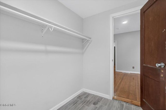 19 Cromer Avenue, Schenectady, NY 12304