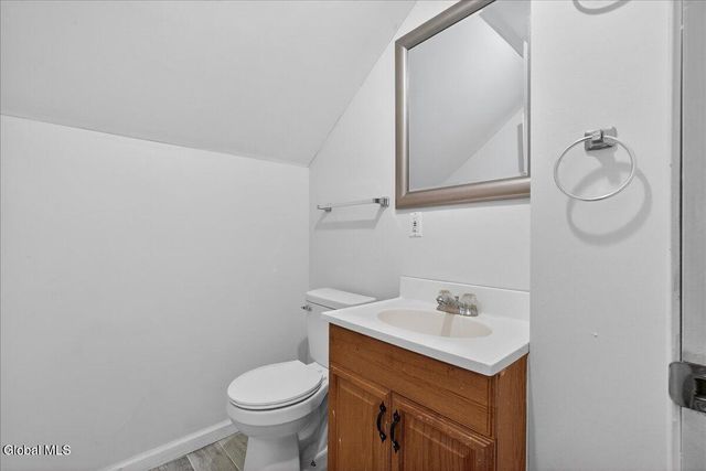 19 Cromer Avenue, Schenectady, NY 12304