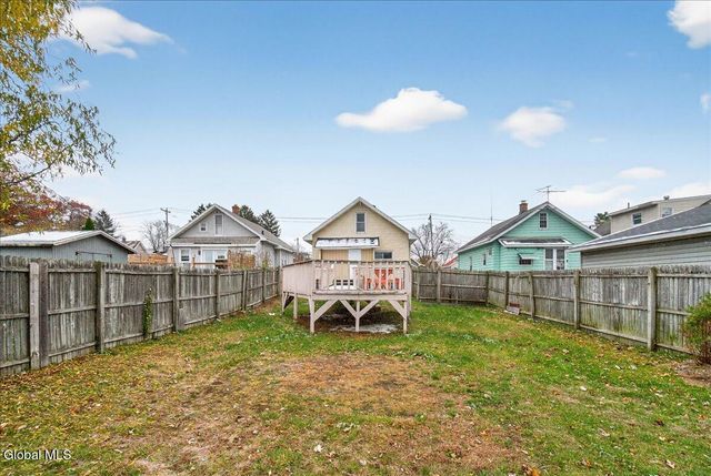 19 Cromer Avenue, Schenectady, NY 12304