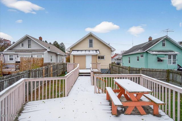 19 Cromer Avenue, Schenectady, NY 12304