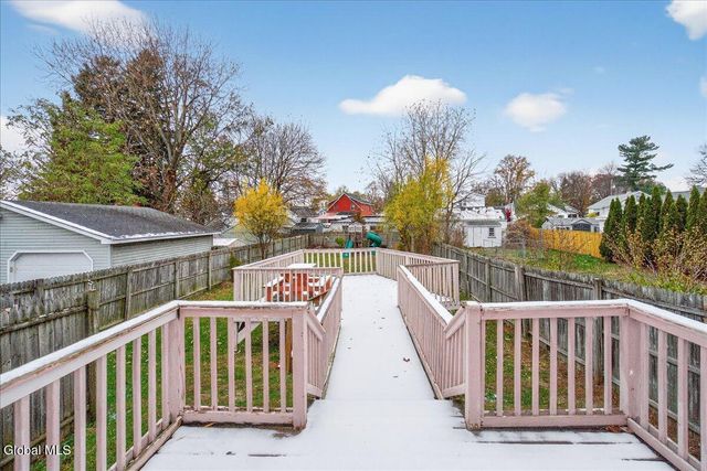 19 Cromer Avenue, Schenectady, NY 12304