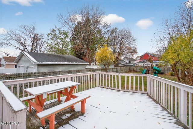 19 Cromer Avenue, Schenectady, NY 12304