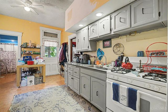 228 Central Avenue, Lockland, OH 45215