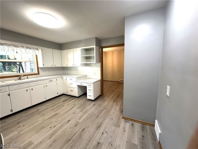 750 Bittersweet Drive NE, Massillon, OH 44646