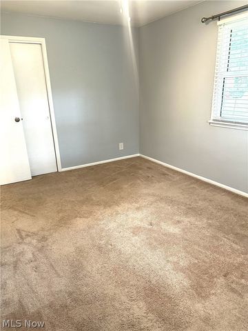 750 Bittersweet Drive NE, Massillon, OH 44646