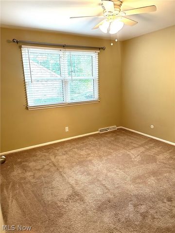 750 Bittersweet Drive NE, Massillon, OH 44646