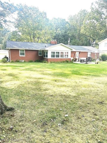 750 Bittersweet Drive NE, Massillon, OH 44646
