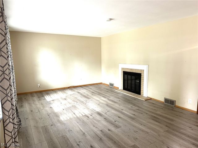 750 Bittersweet Drive NE, Massillon, OH 44646
