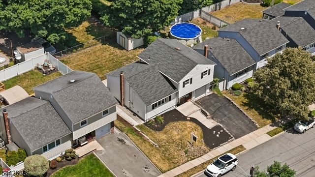 18 Carrie Ct, Nutley Twp., NJ 07110