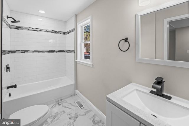 129 1ST AVENUE, Lindenwold, NJ 08021
