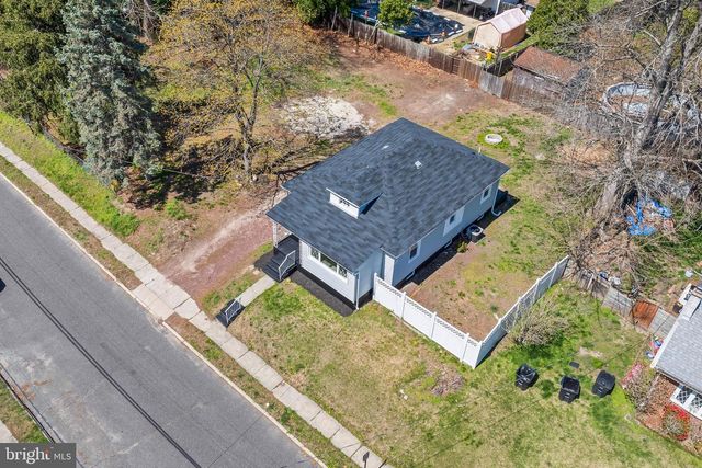 129 1ST AVENUE, Lindenwold, NJ 08021