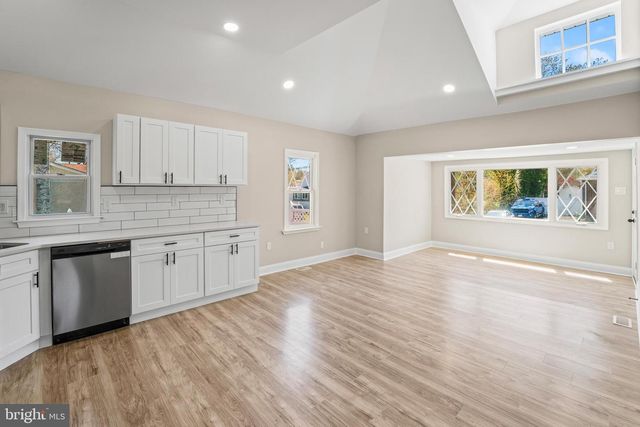 129 1ST AVENUE, Lindenwold, NJ 08021