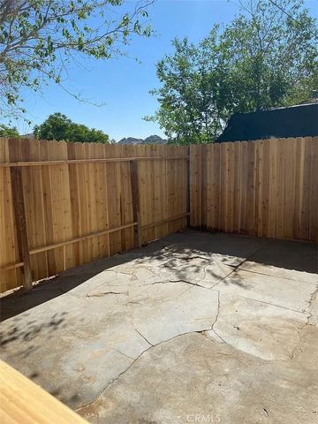 15504 5th, Victorville, CA 92395