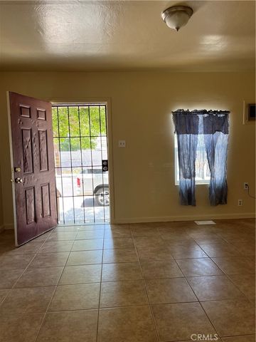 15504 5th, Victorville, CA 92395