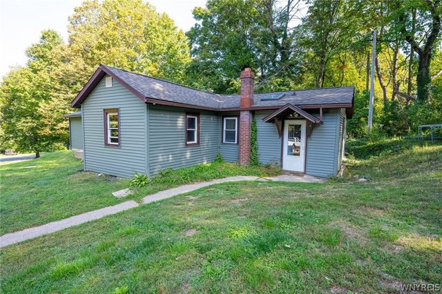 9005 Gowanda State Road, Eden, NY 14057